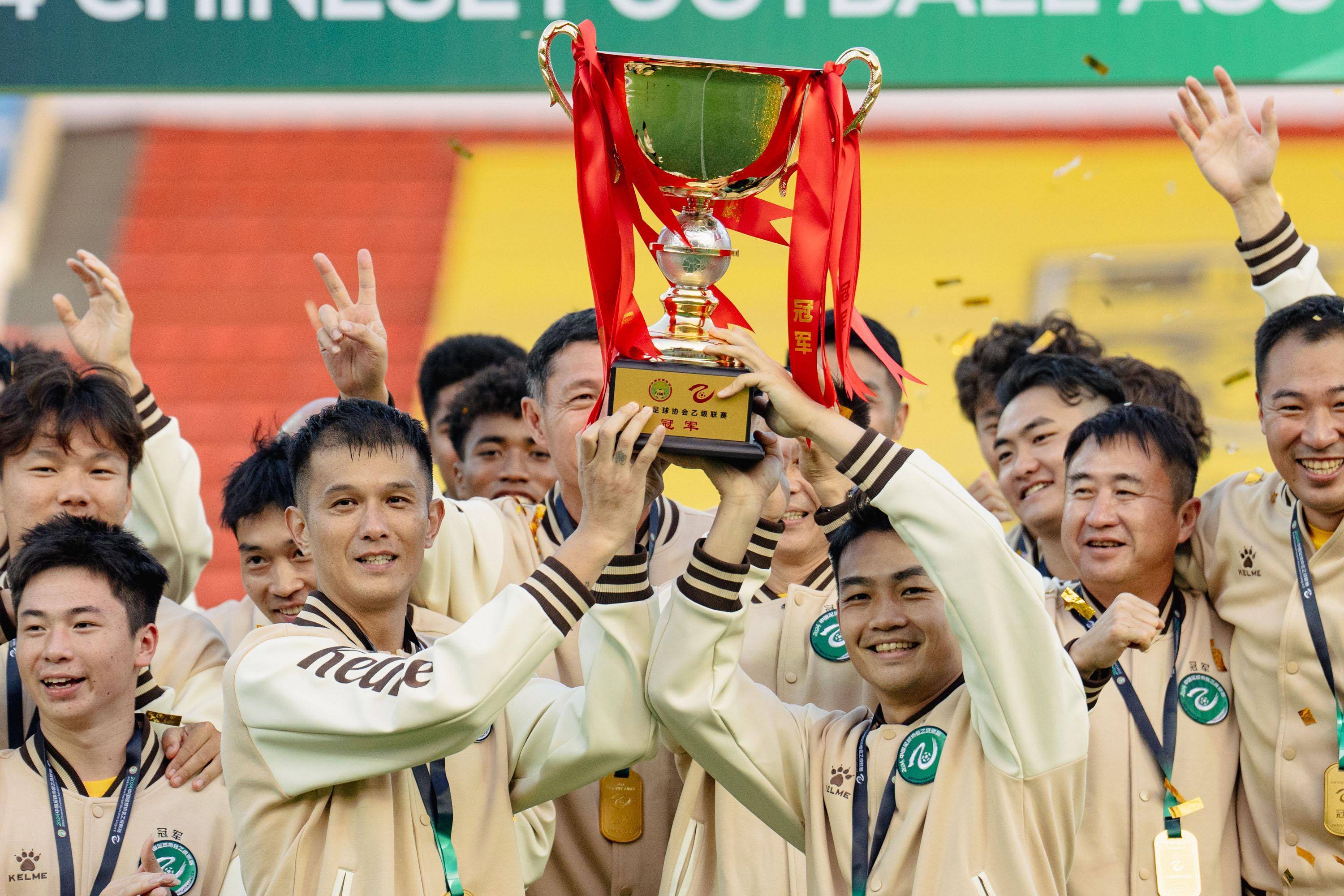 催人泪下的冠军夺冠瞬间的简单介绍 催人泪下的冠军夺冠瞬间的简单介绍