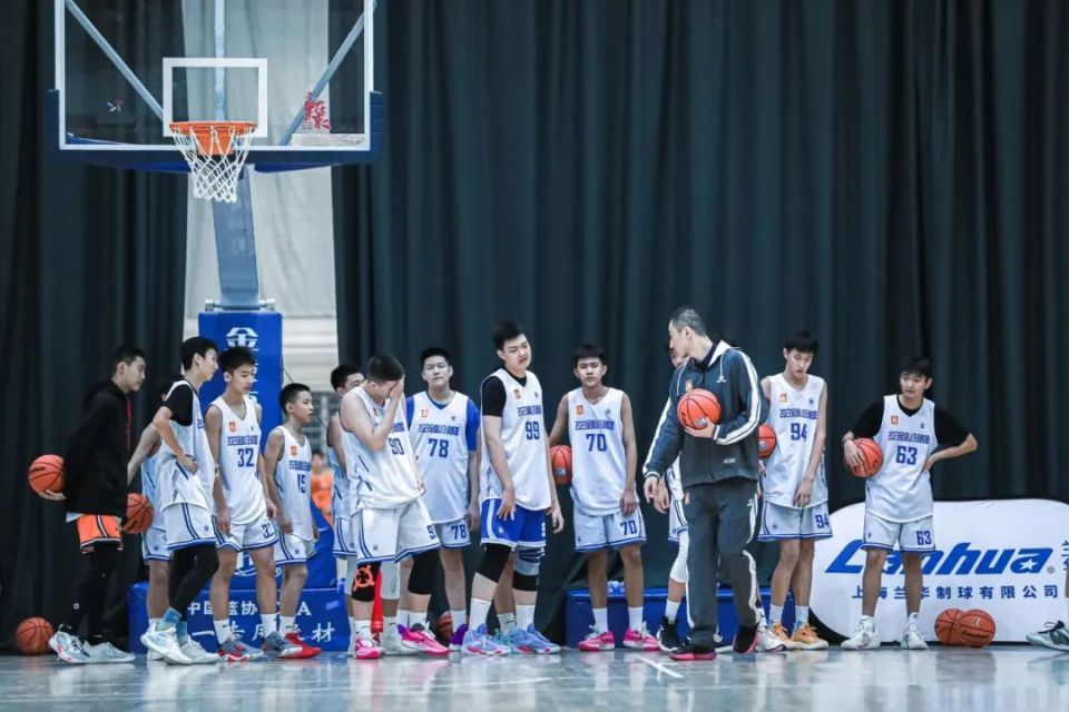 开云入口-青少年篮球青训气候逐渐形成，行业标准全面提升的简单介绍