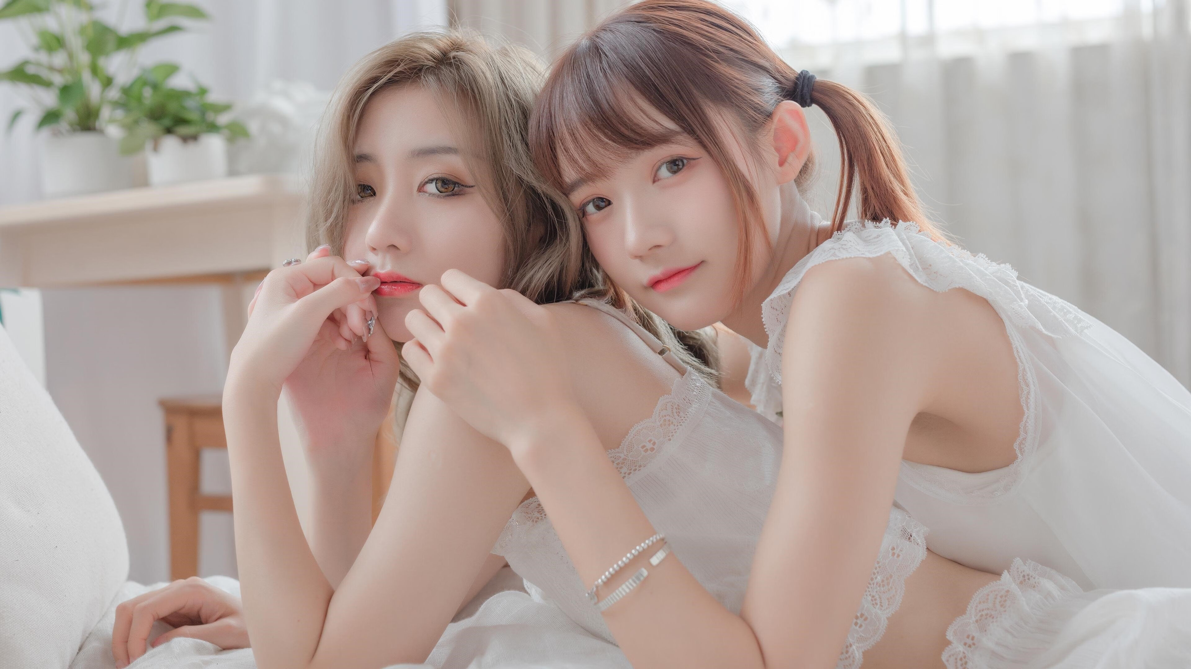 开云体育中国官网-德甲争冠战：莱比锡爆冷击败领头羊，冠军争夺白热化，德国莱比锡足球