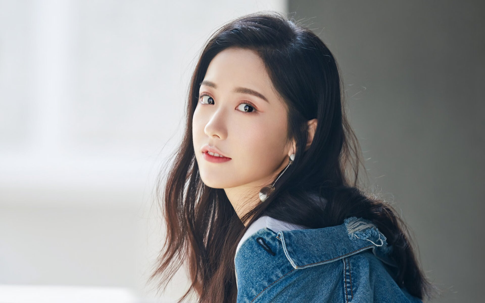 逆境中的奇迹：那些不被看好的队伍如何冲击季后赛？