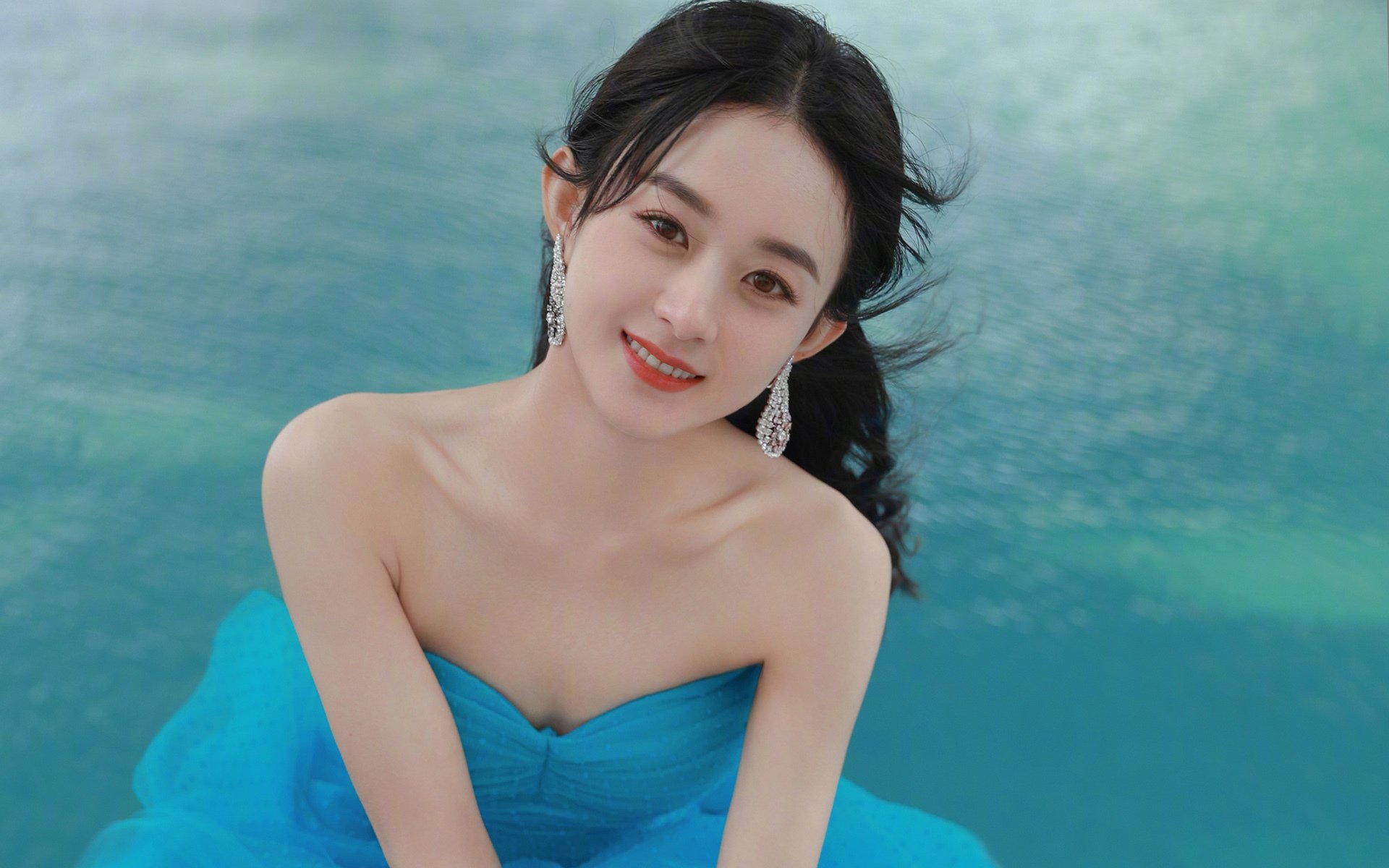 球员交易风声鹤唳,球队成绩不稳定,球员交易市场