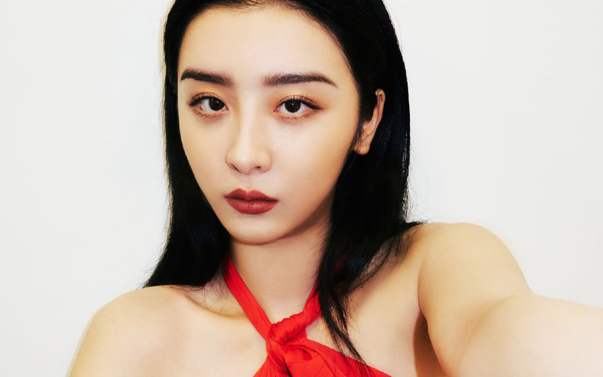 开云·Kaiyun网页版-美国队中场卡瓦尼在巴黎奥运会上展现出强大的进攻组织能力，卡瓦尼拒绝为巴黎出场