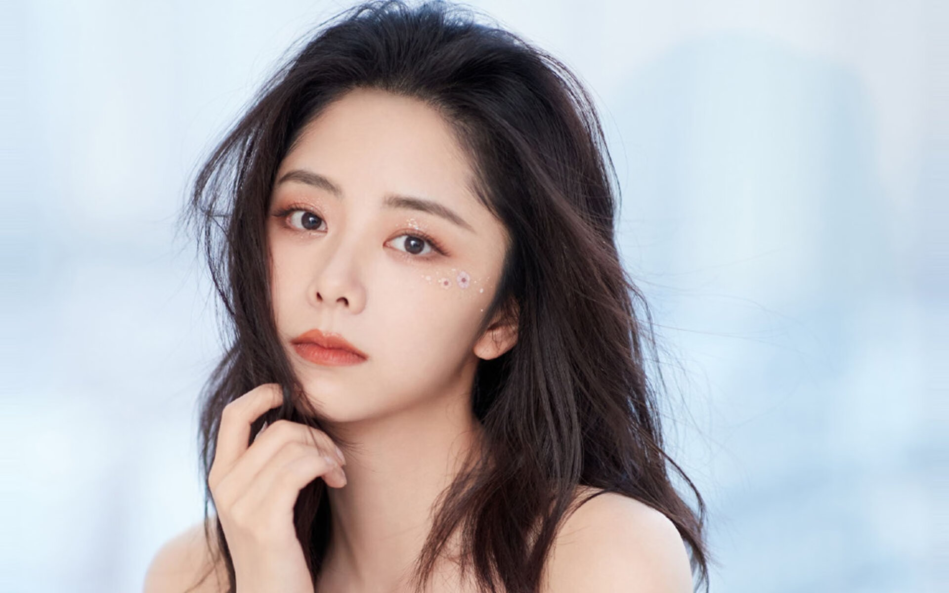 KAIYUN 中国大陆-希腊女篮在欧洲锦标赛中夺冠，荣誉持续发展壮大，希腊篮球夺冠阵容